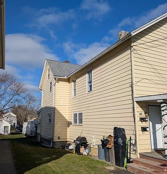 627 Deer St — Photo 3