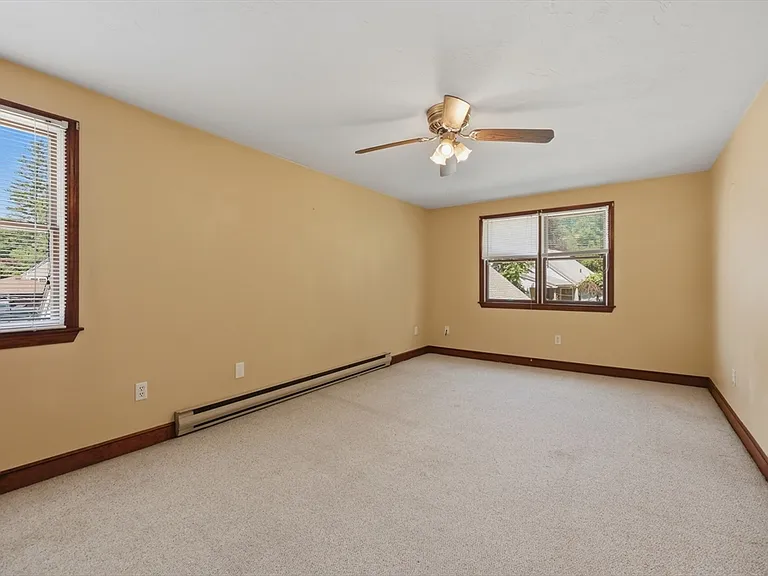21 Janet Cir #2 — Photo 19