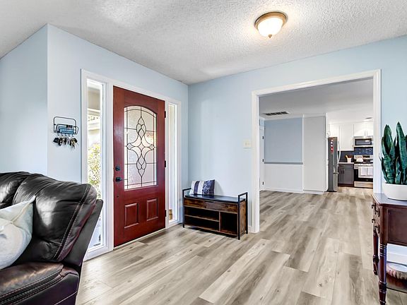 3rd image of 6904 Somerville Way