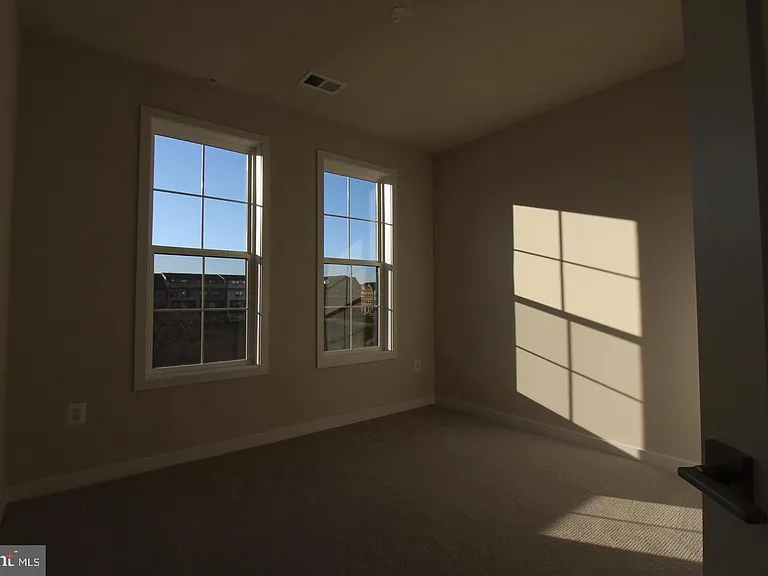 22383 Roanoke Rise Ter — Photo 34