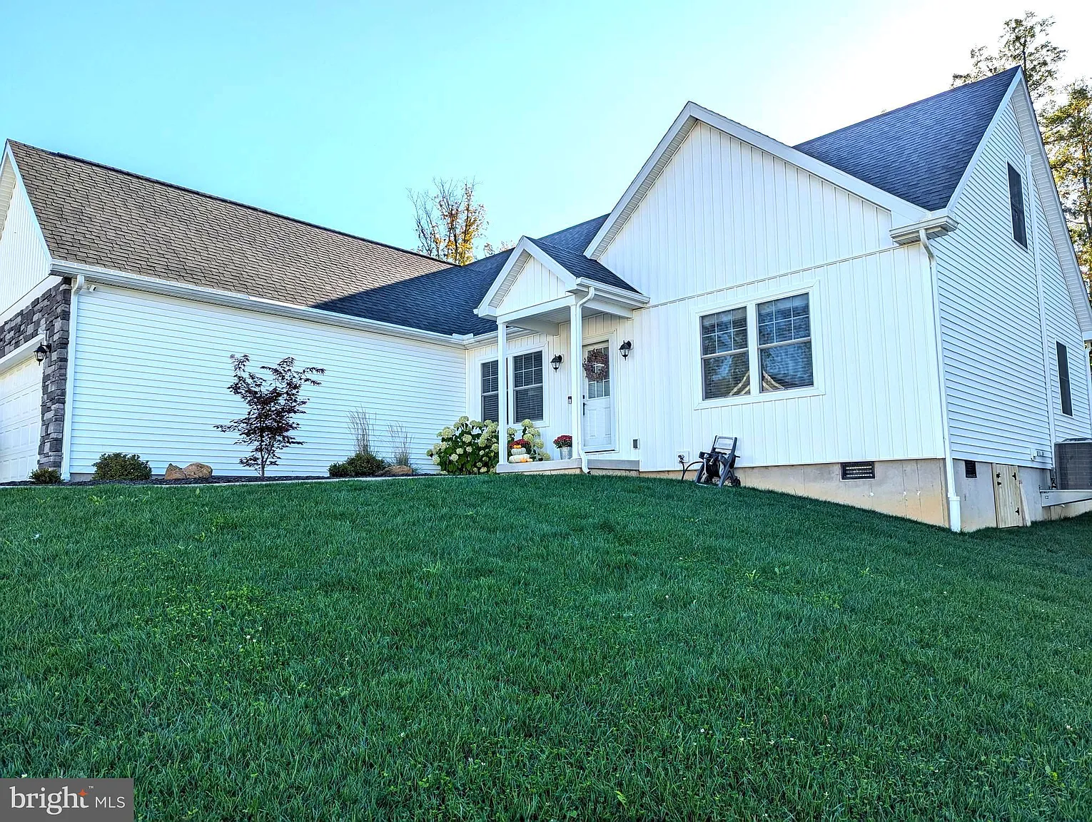 176 Timberwood Trail Ctr photo 1
