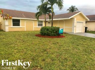 7519 SW 7th Pl, Pompano Beach, FL 33068