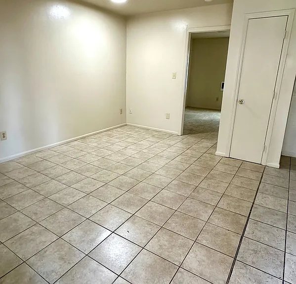 951 Bellmore Ave #6 — Photo 9