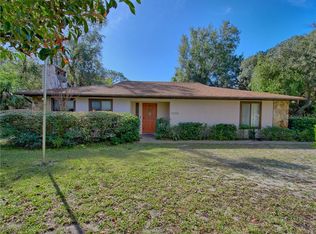 35121 Silver Oak Dr, Leesburg, FL 34788