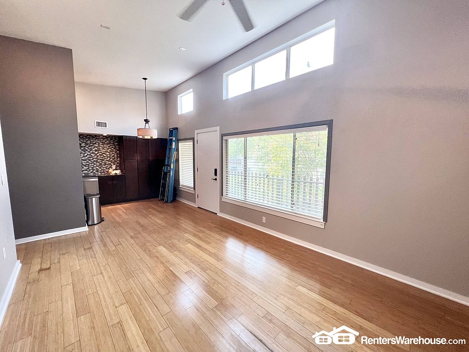 1st image of 2200 Dickson Dr APT 224