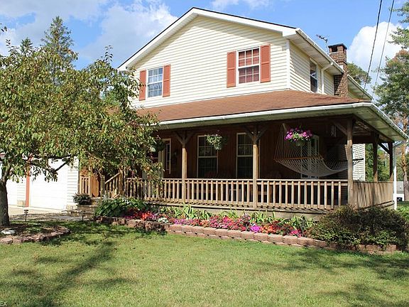 3rd image of 18685 Jackson Dr