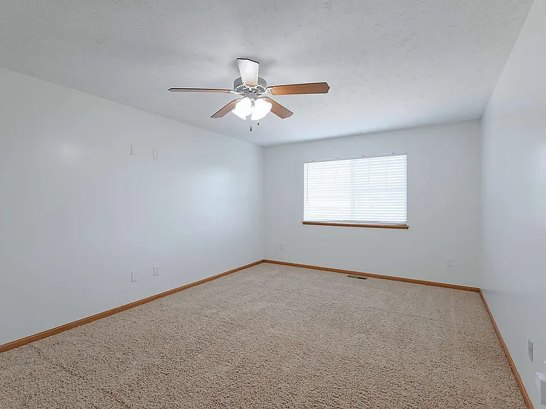 730 Norwood Dr — Photo 37