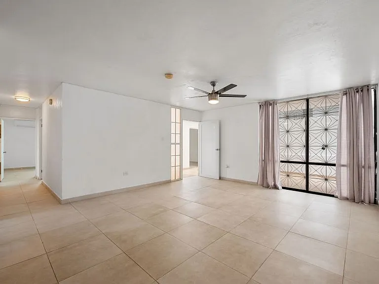 Urb Crown Hills 127 Calle Carite — Photo 16
