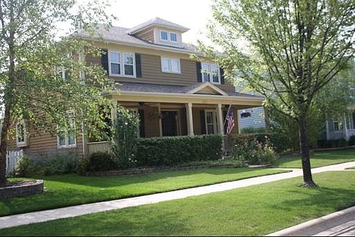2nd image of 323 E Marseilles St