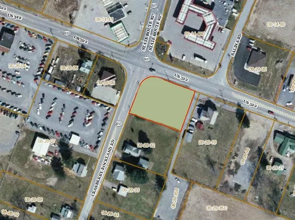 2372 Cranberry Rockland Rd, Cranberry, PA 16319