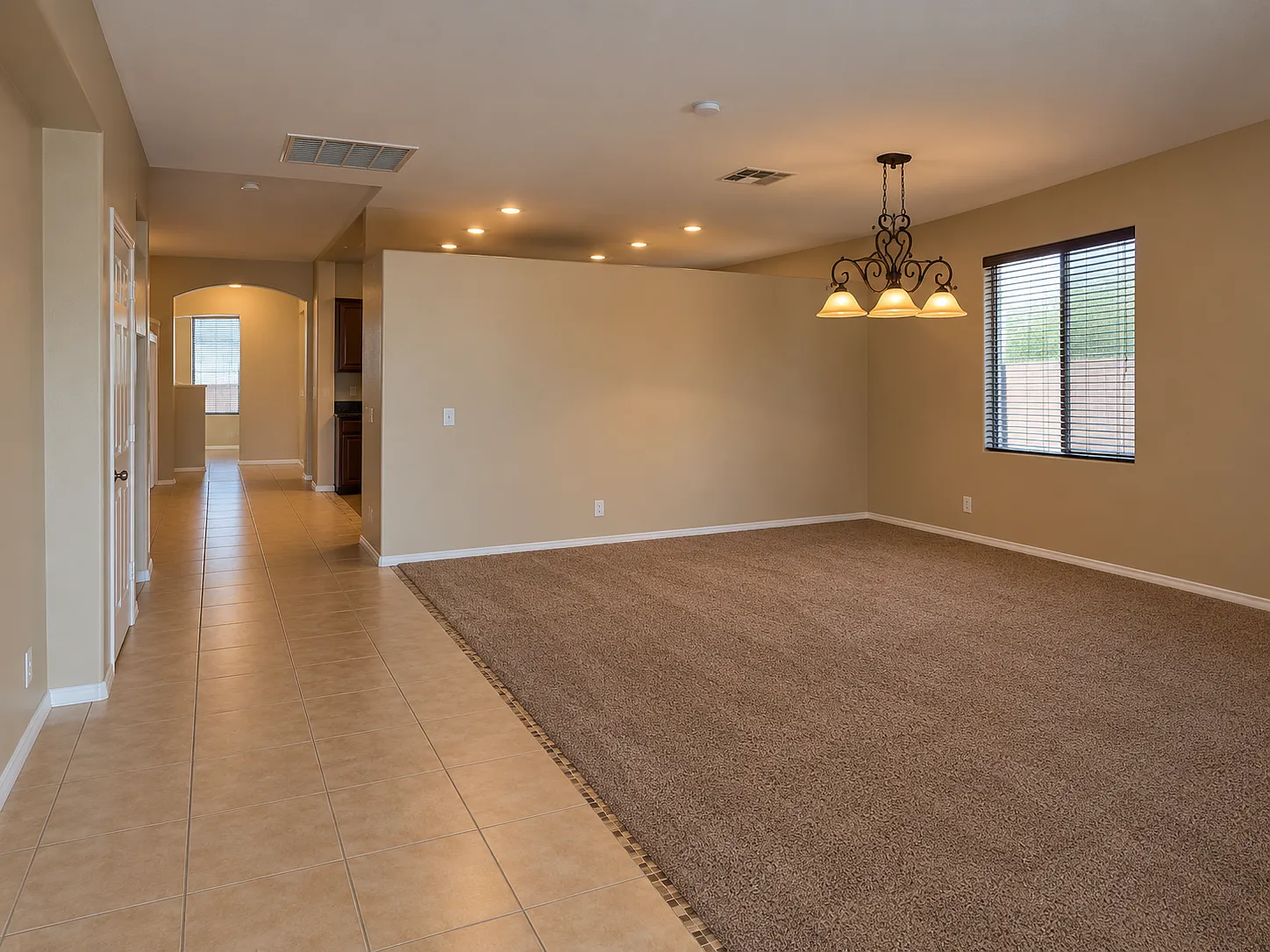 3 bed, 1925 sqft, $1,795 — Photo 3