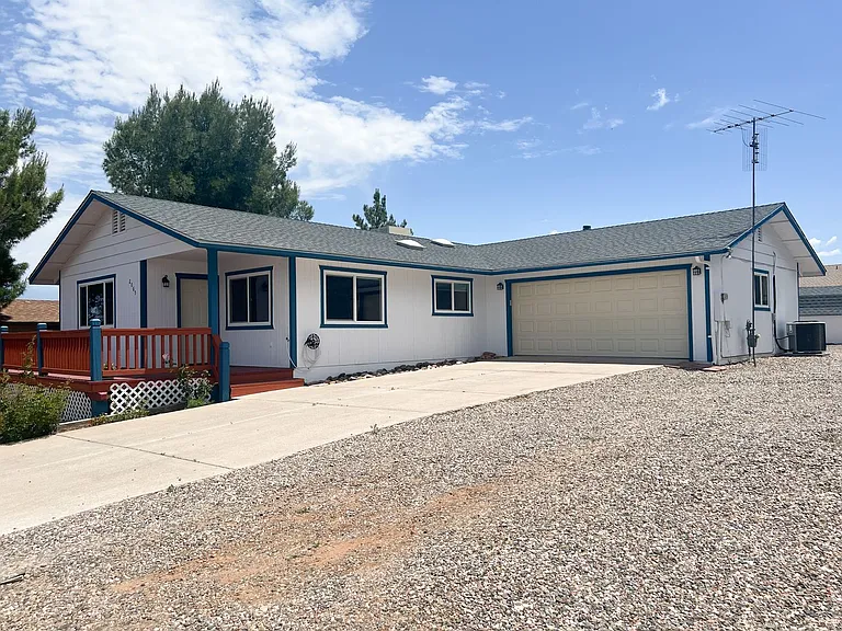 2065 S Cayuse Trl — Photo 23
