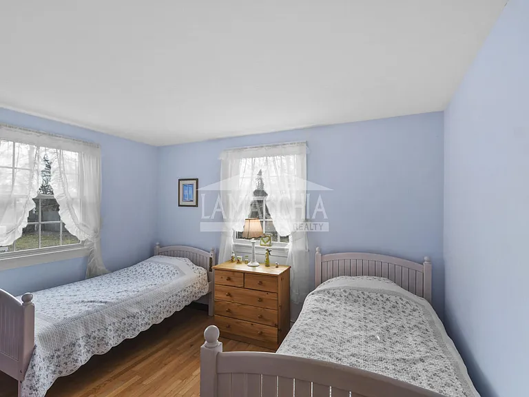 81 Antlers Shore Dr — Photo 8