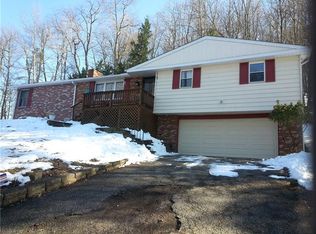 571 S Gosser Hill Rd, Leechburg, PA 15656