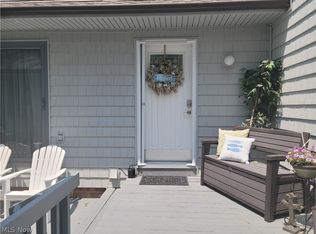 1382 Stardust Ave NW, Canton, OH 44708