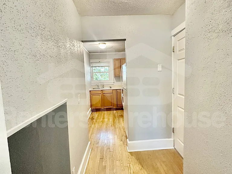 2300 Beaver Ave #4 — Photo 11
