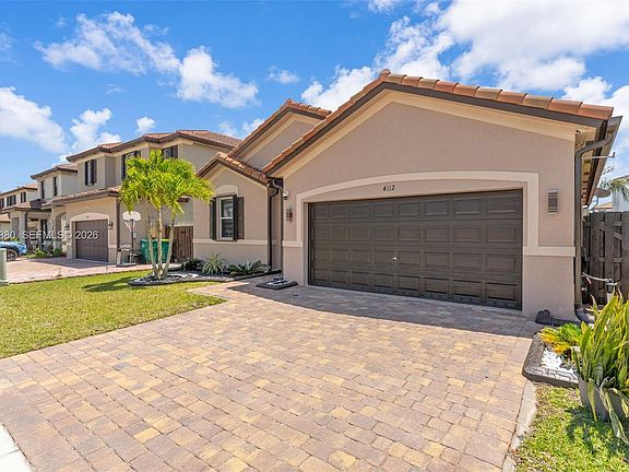4th image of 4112 NE 21st Ct