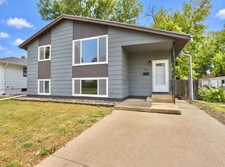 715 N 3rd St, Aberdeen City, SD 57401