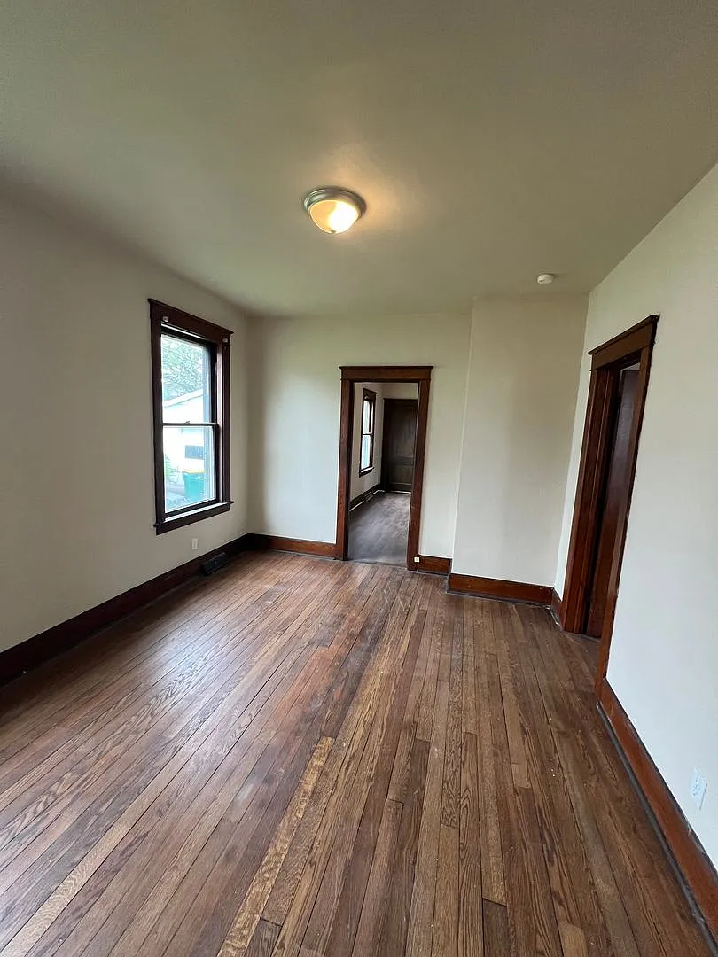 48 Scott St photo 1