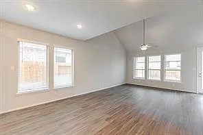 8482 International Falls Dr — Photo 6