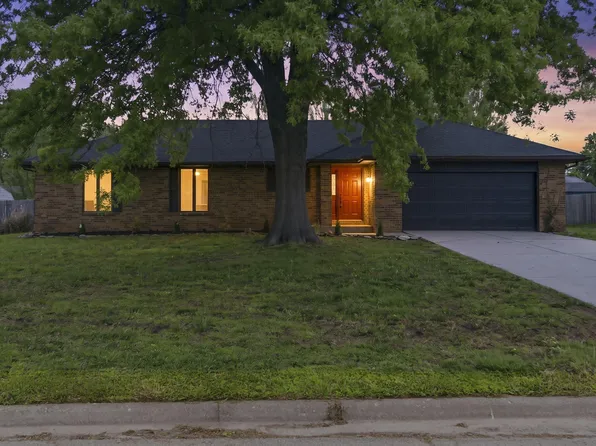 6849 W Dogwood Street, Springfield, MO 65802