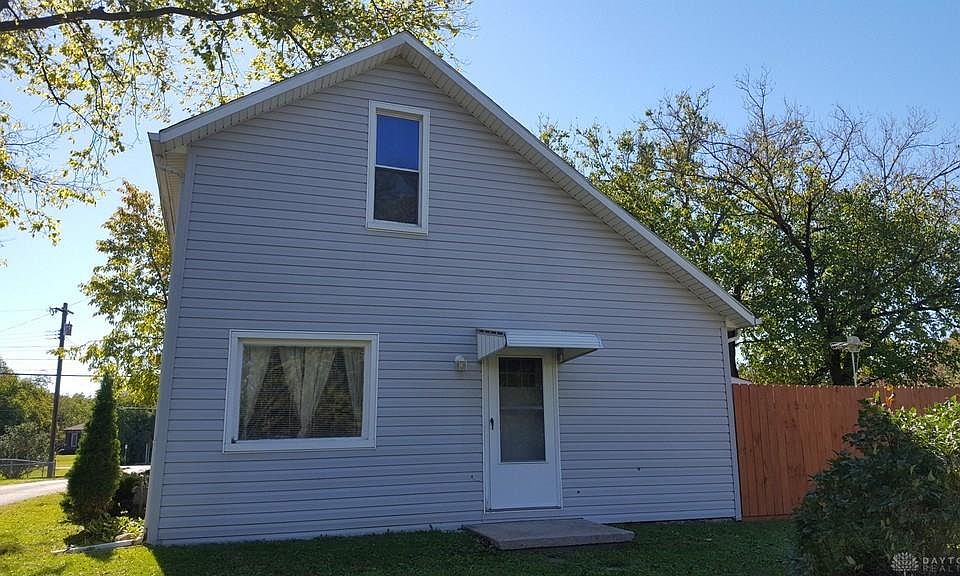 1st image of 383 W Lynn St
