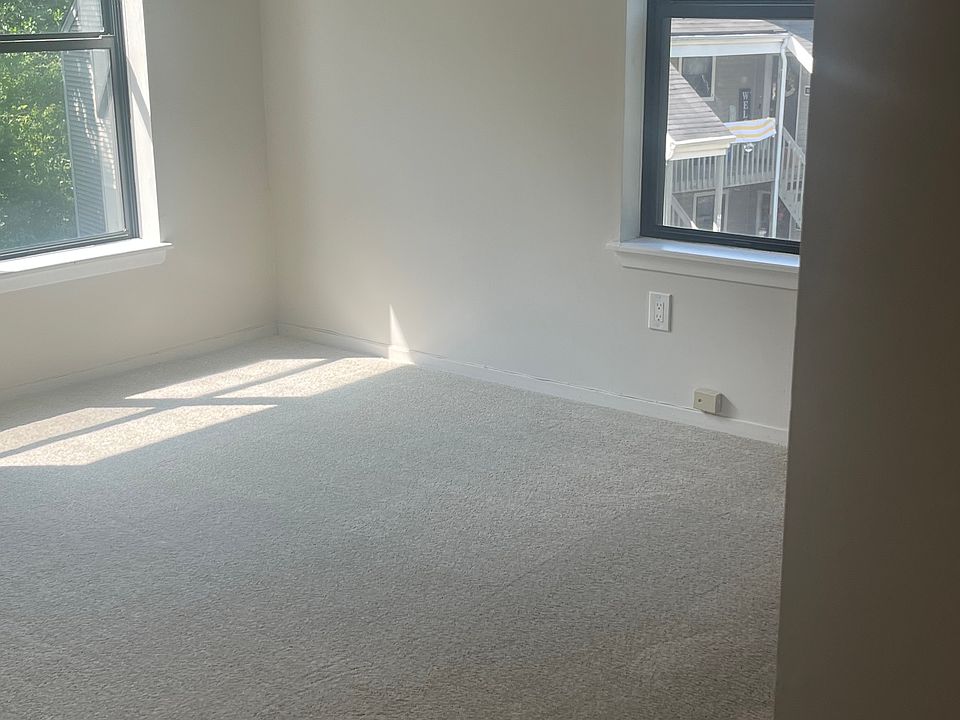 1st image of 50 Liesl Ln #28