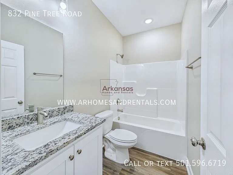 832 Pine Tree Rd — Photo 9