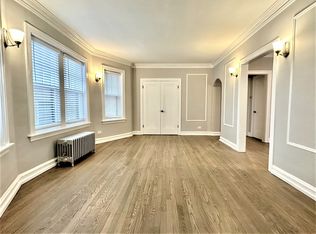 1352 W Carmen Ave APT 3S, Chicago, IL 60640
