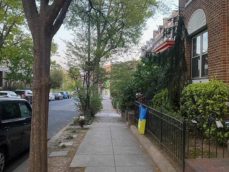 Irving St NW — Photo 12