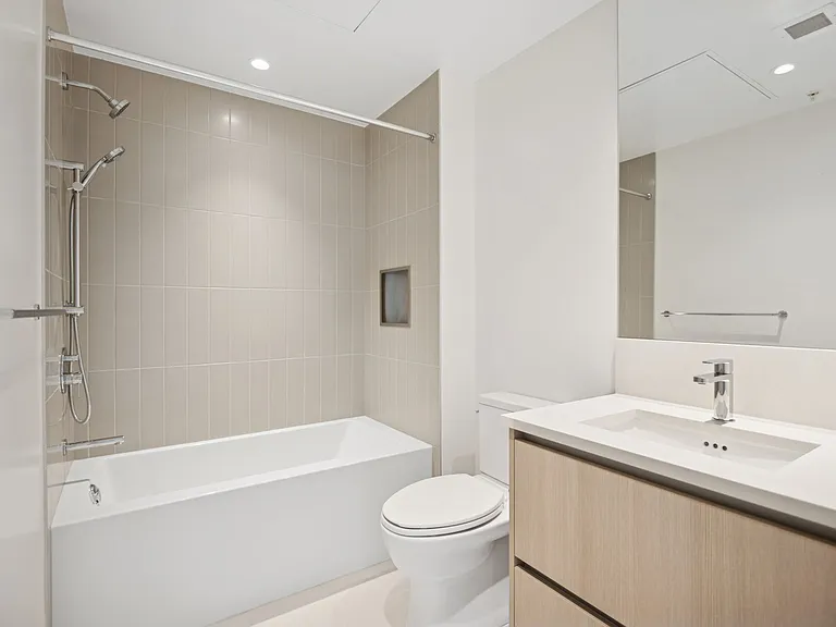 3619 Arbutus St — Photo 25