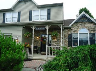 3266 Silvercrest Rd, Nazareth, PA 18064