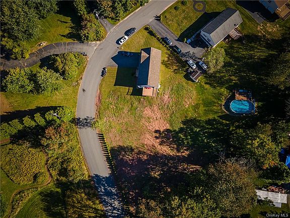 5th image of 7 Vista Dr