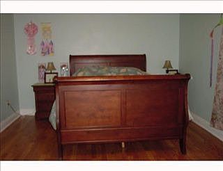4th image of 3805 Purdue Dr