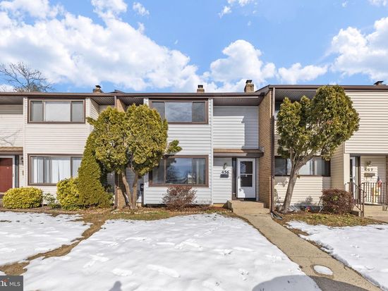 456 Fairfield Rd, East Windsor, NJ 08520