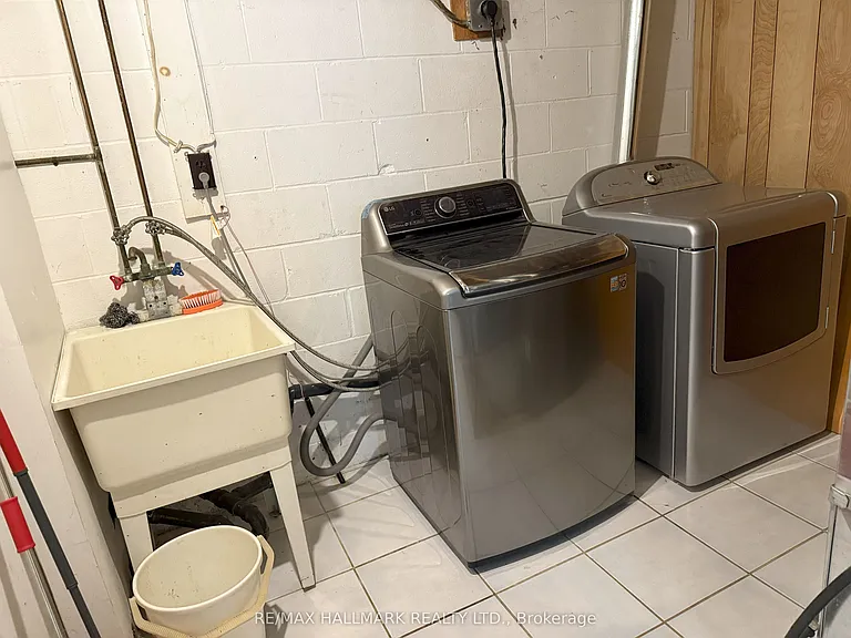 83 Sexton Cres #LOWER LEVEL — Photo 10