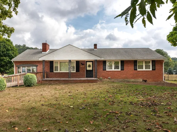 555 Hankey Mountain Hwy, Churchville, VA 24421