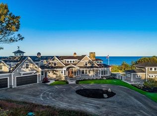 4 Bayberry Ln, Cape Neddick, ME 03902