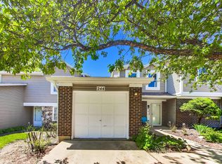 244 Coventry Ct, Bloomingdale, IL 60108
