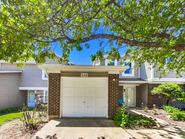 244 Coventry Ct, Bloomingdale, IL 60108