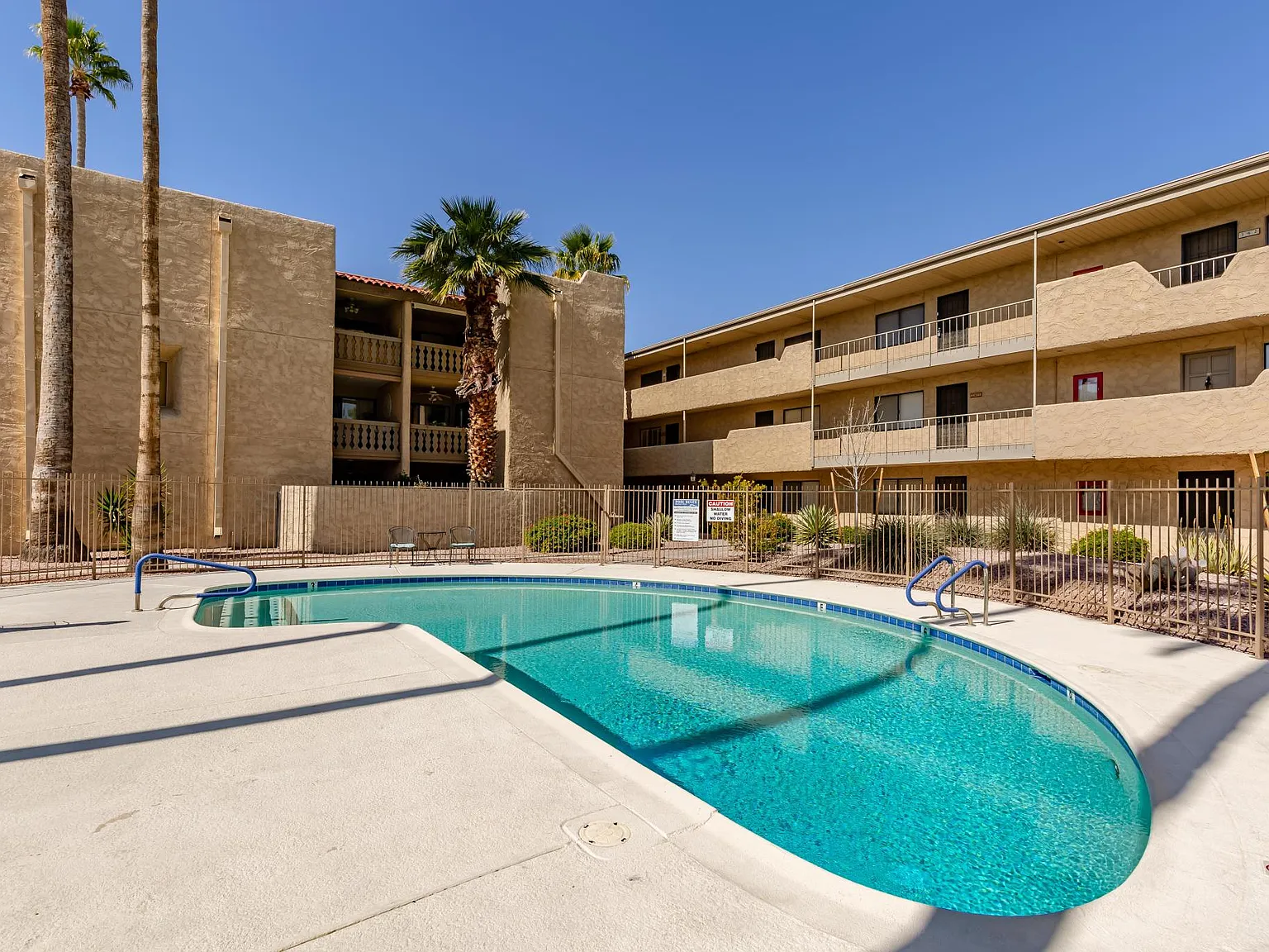 2 bed, 1100 sqft, $2,999 — Photo 4