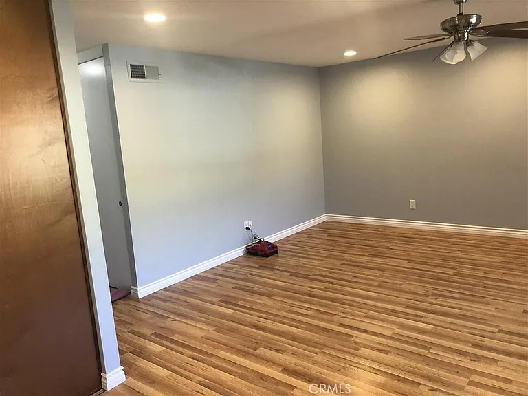 1914 Altamont Ct — Photo 14