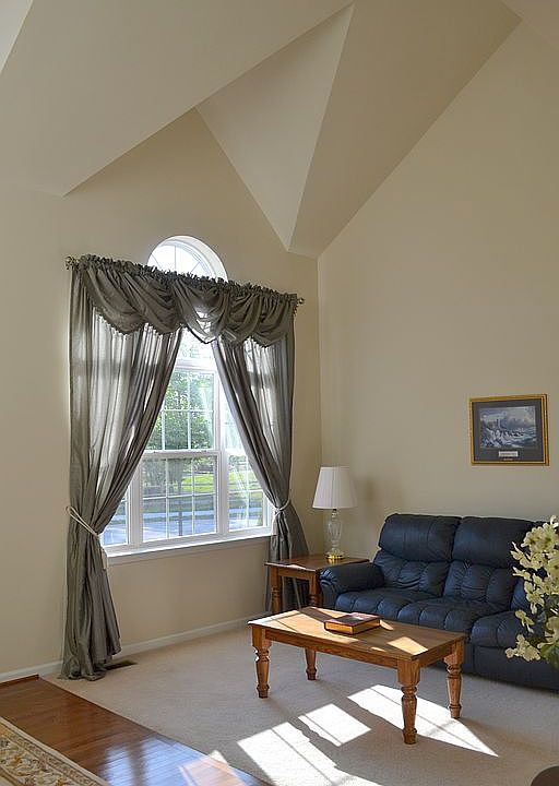 1st image of 7225 Stallings Dr