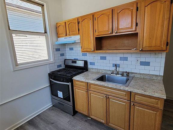 5th image of 78 Brinkerhoff St APT 2