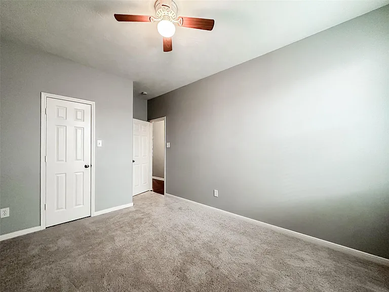 6810 Summer Bridge Ln — Photo 24