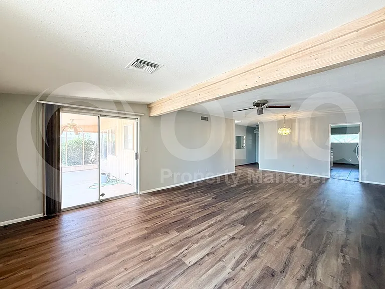 4950 E Lake Point Cir — Photo 7