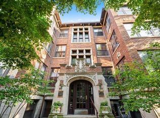 929 W Argyle St #2W, Chicago, IL 60640