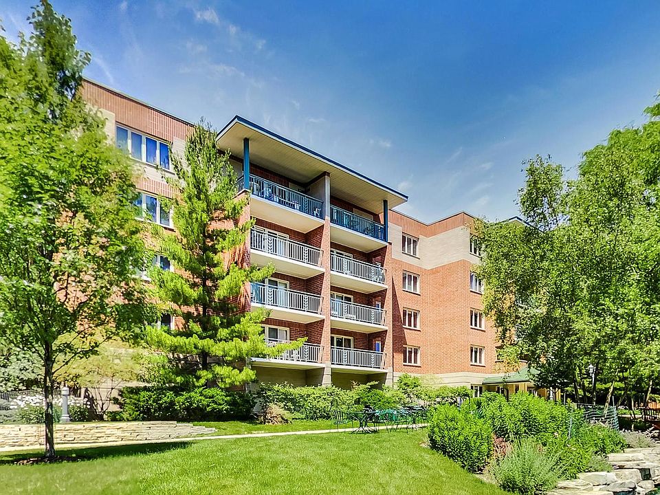 1st image of 3950 W Bryn Mawr Ave APT 210
