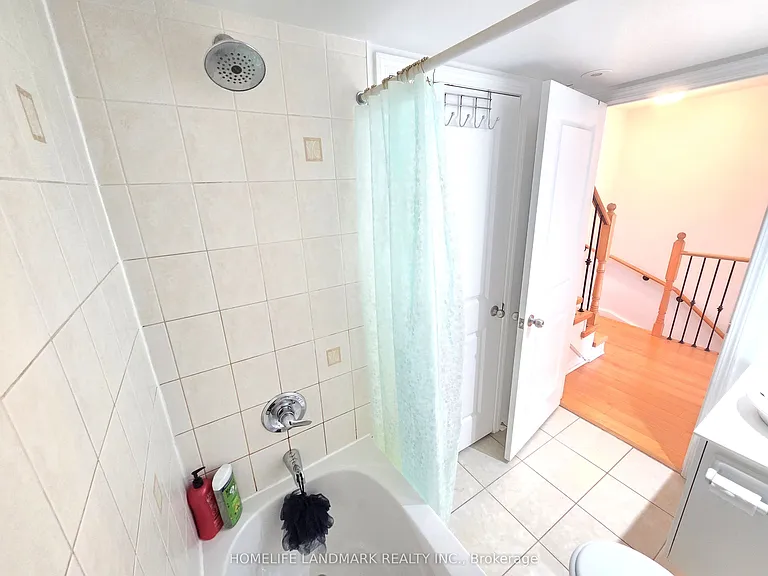 74 Munro St #2 — Photo 24