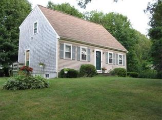 10 S Pond Rd, Plymouth, MA 02360